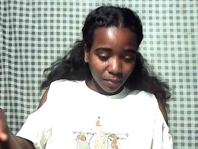 LandiQueen12 webcam