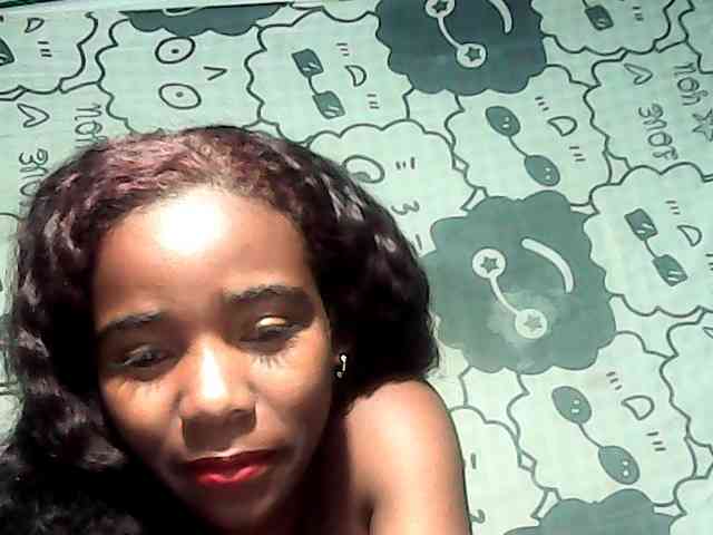 LandiQueen12