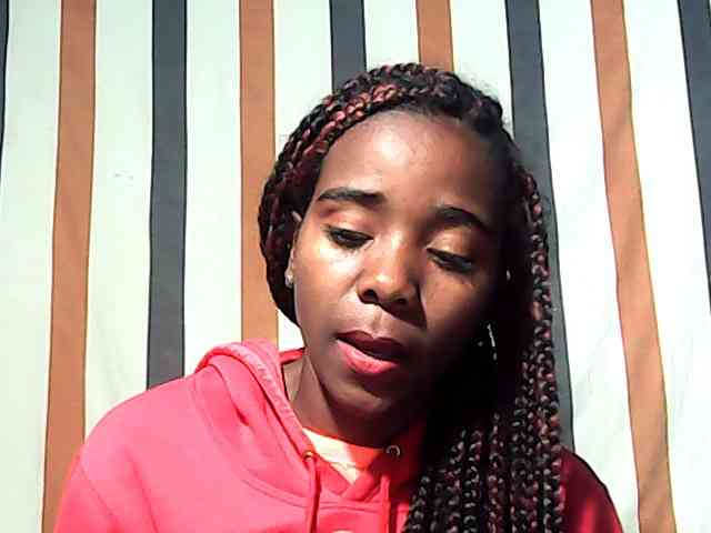 LandiQueen12 webcam