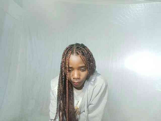 LandiQueen12 LandiQueen12