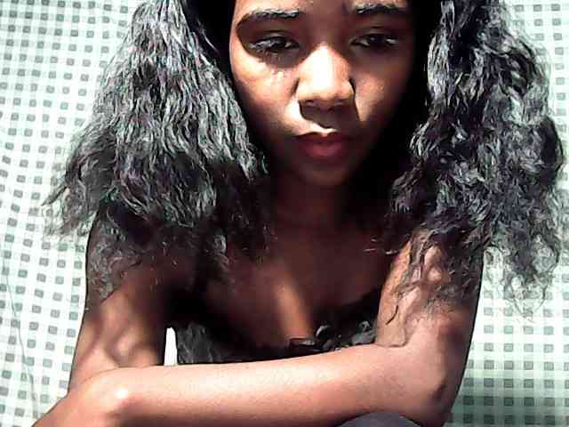 LandiQueen12