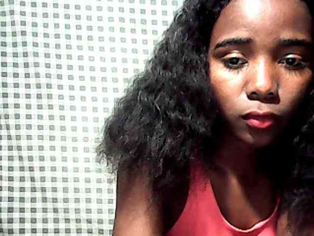 LandiQueen12 webcam