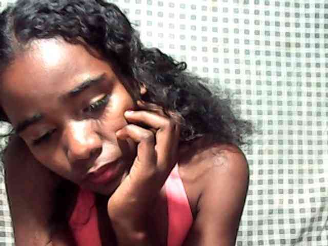 LandiQueen12 webcam