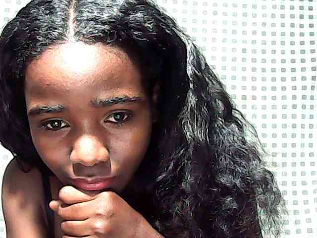 LandiQueen12