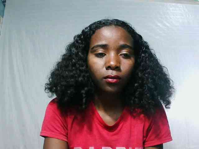 LandiQueen12 webcam