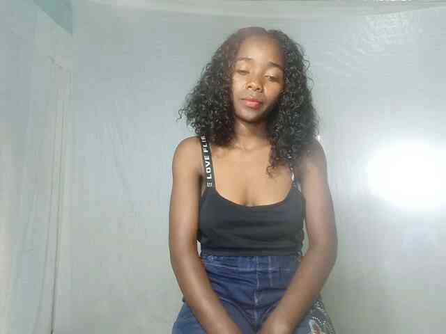 LandiQueen12 LandiQueen12