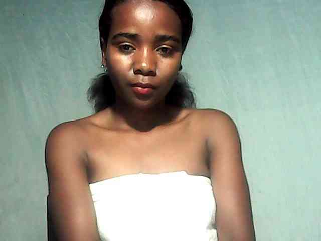 LandiQueen12