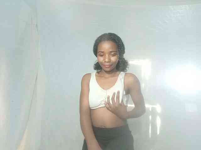 LandiQueen12 LandiQueen12
