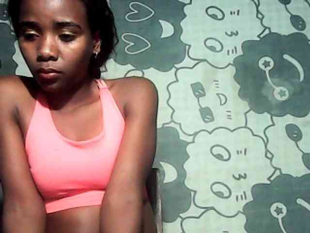 LandiQueen12