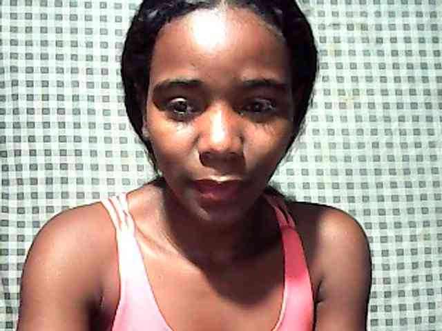 LandiQueen12 webcam