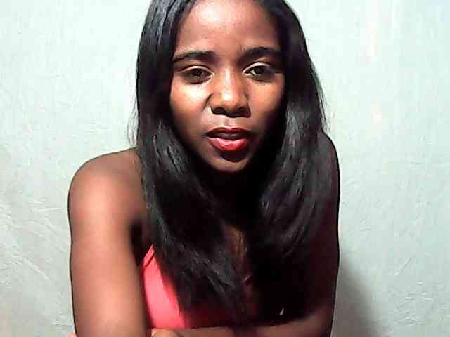 LandiQueen12 webcam