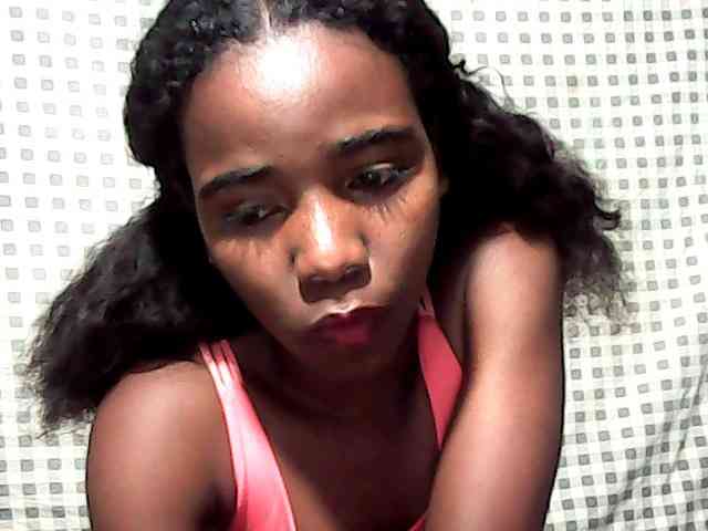 LandiQueen12 webcam