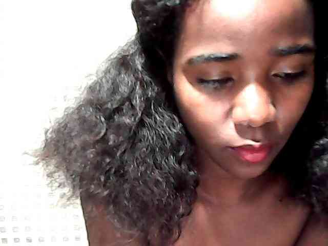 LandiQueen12