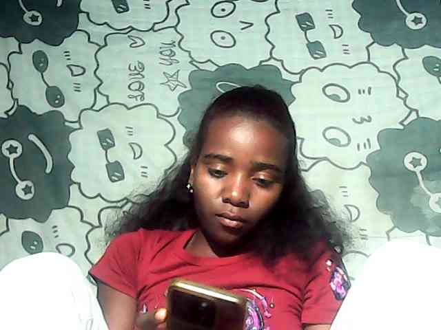 LandiQueen12 LandiQueen12