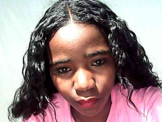 LandiQueen12 webcam