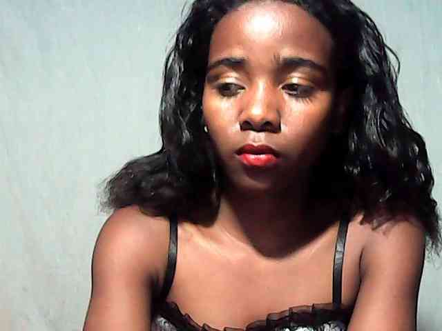 LandiQueen12