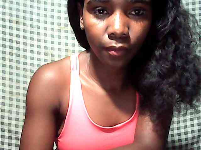 LandiQueen12 webcam