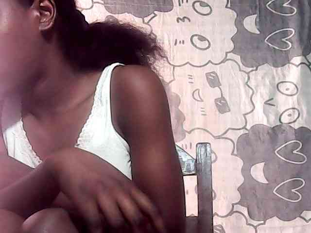 LandiQueen12