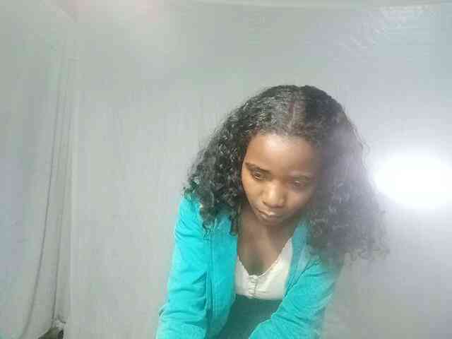 LandiQueen12