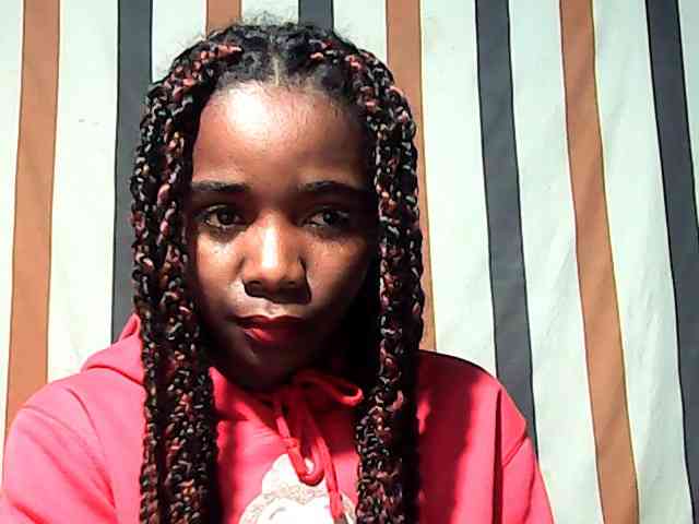 LandiQueen12