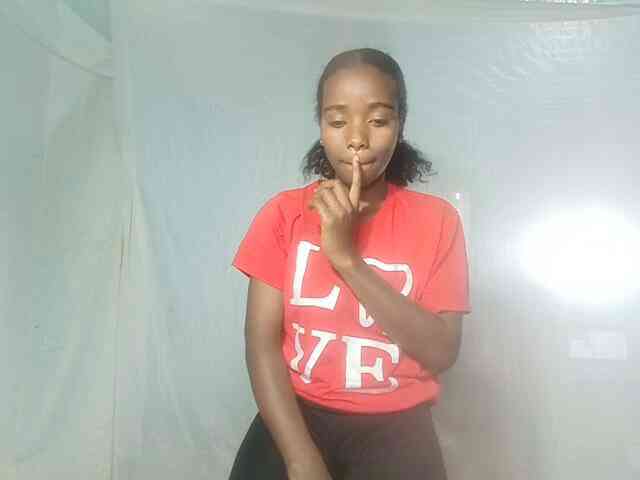 LandiQueen12