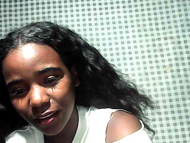 LandiQueen12 webcam