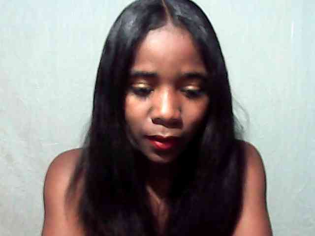 LandiQueen12 webcam