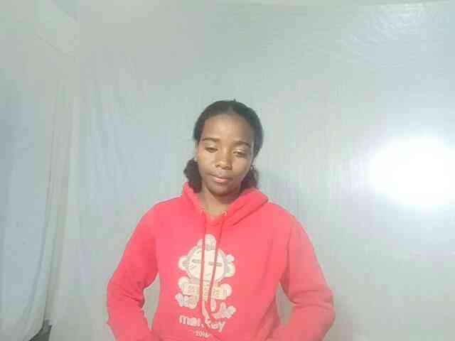 LandiQueen12 LandiQueen12
