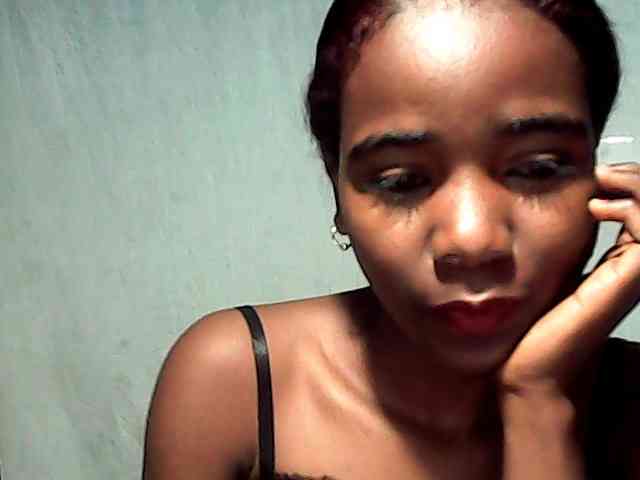 LandiQueen12