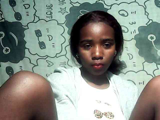 LandiQueen12