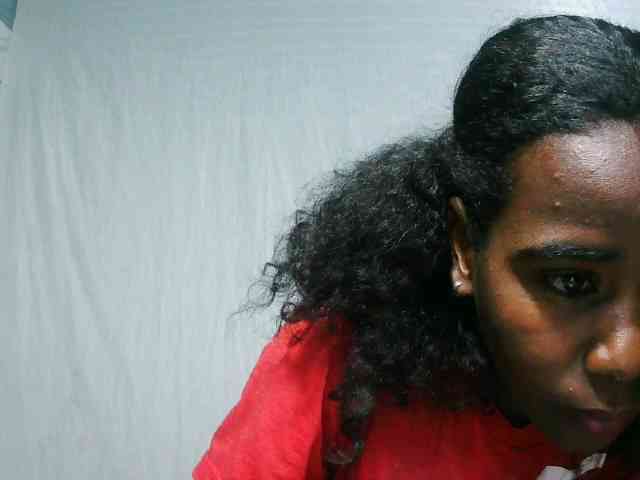 LandiQueen12 webcam