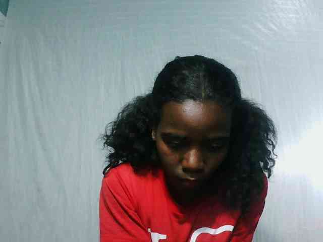 LandiQueen12 webcam
