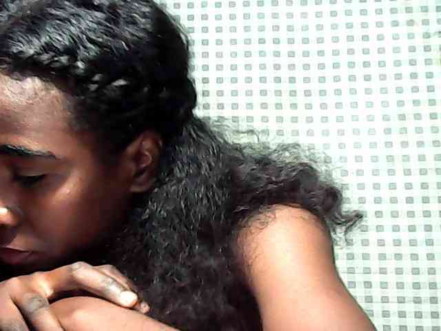 LandiQueen12