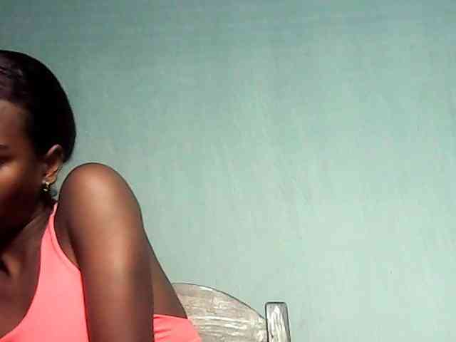 LandiQueen12