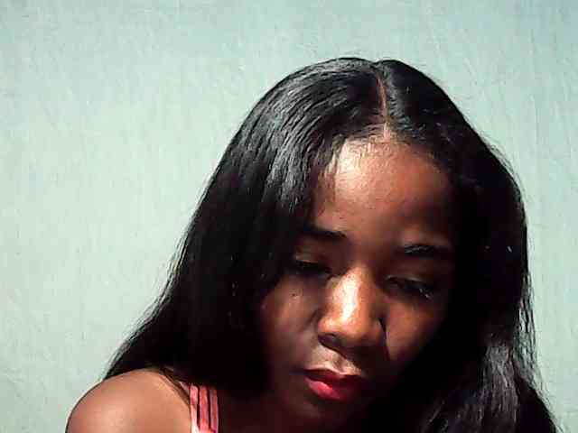 LandiQueen12 webcam