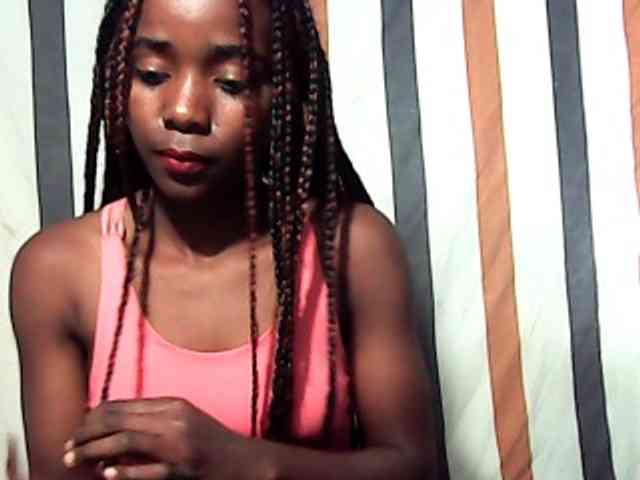 LandiQueen12