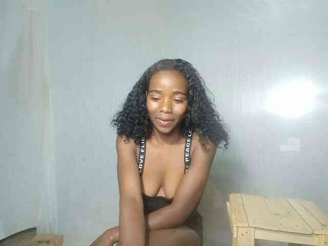 Modèle: LandiQueen12