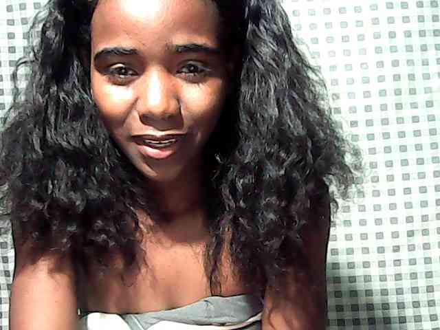 LandiQueen12 webcam