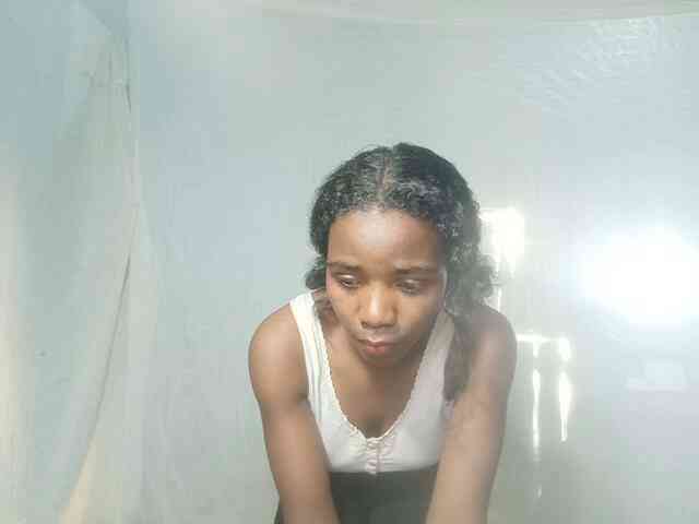LandiQueen12