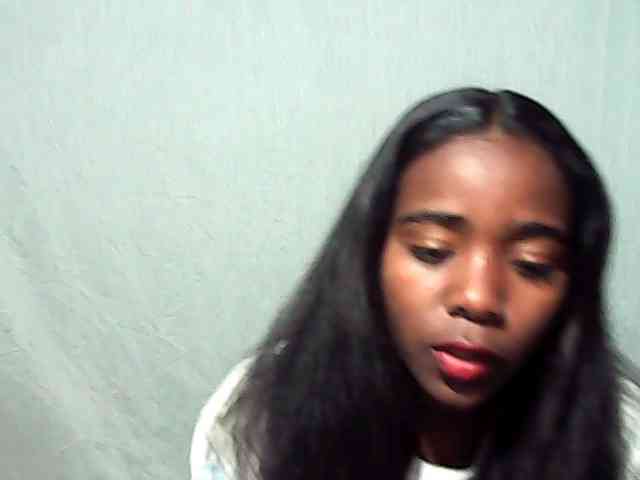 LandiQueen12 webcam