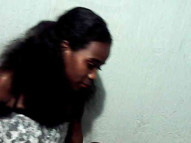 LandiQueen12 webcam
