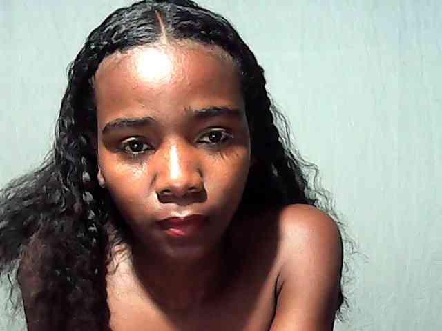 LandiQueen12