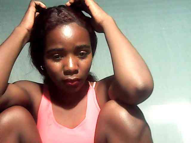 LandiQueen12