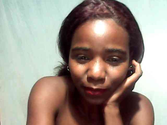 LandiQueen12