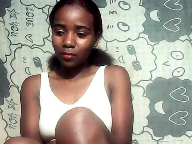 LandiQueen12