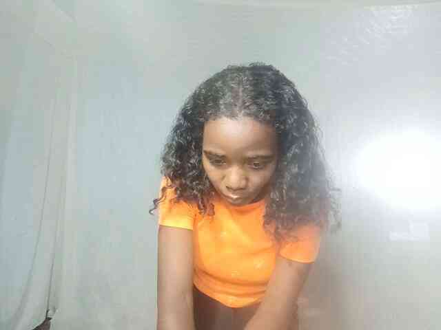 LandiQueen12 LandiQueen12