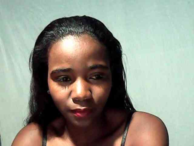 LandiQueen12 webcam