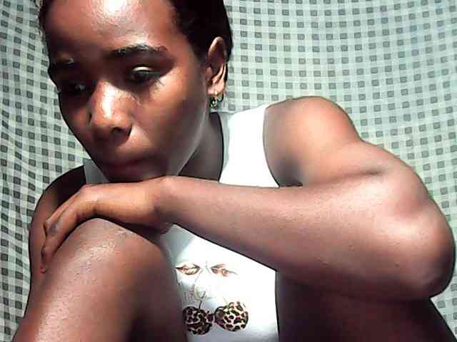 LandiQueen12