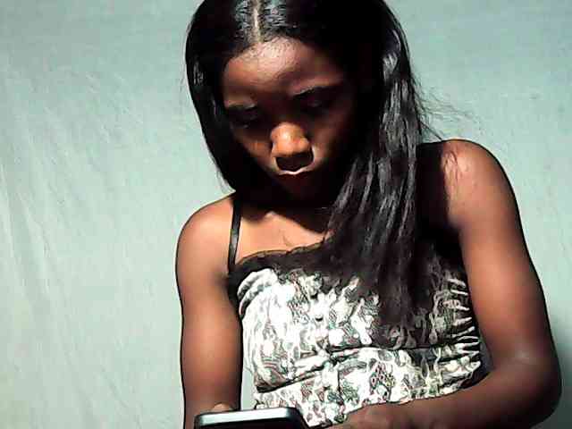 LandiQueen12 webcam