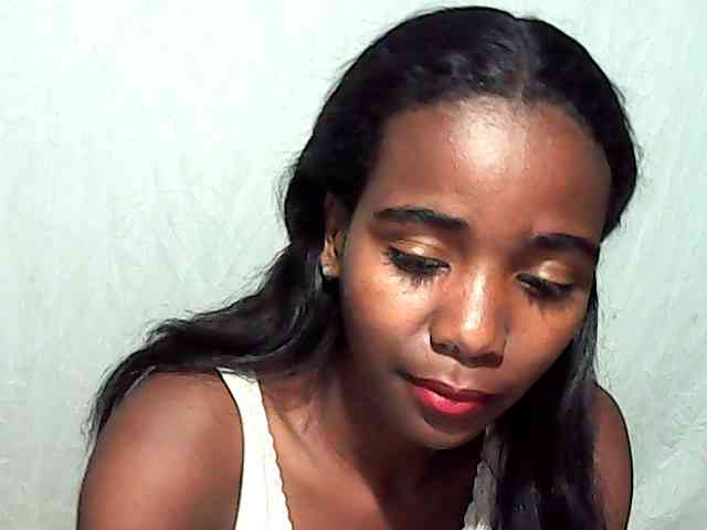 LandiQueen12 webcam